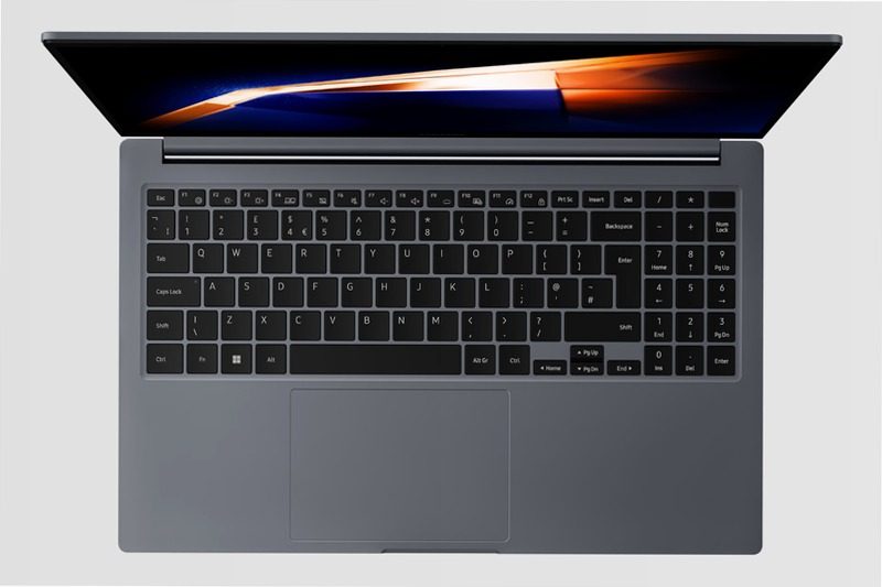 Galaxy Book4 (15.6", Core i5, 8GB) 15.6 8 2 TB Windows