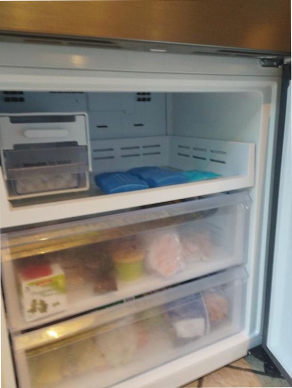 Frigorifero Combinato Samsung FIRST 75 AI Inox C