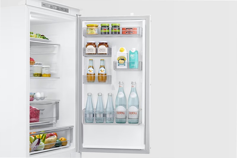 Frigorifero Combinato F1rst 60 AI - 1.78m², 264L No Frost Bianco D Incasso