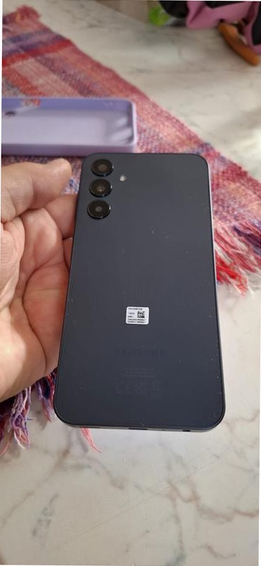 Galaxy A25 5G - Display Super AMOLED & Batteria Larga 6.5" Giallo