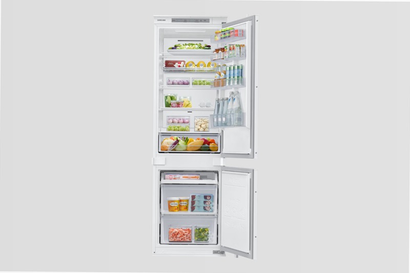 Frigorifero Combinato Samsung F1RST™ - 267L Total No Frost E