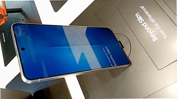 Migliora il tuo Galaxy con l’upgrade | Samsung Galaxy S24 Ultra | Samsung Italia 12GB 12GB Nero