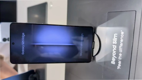 Migliora il tuo Galaxy con l’upgrade | Samsung Galaxy S24 Ultra | Samsung Italia 12GB 12GB Nero