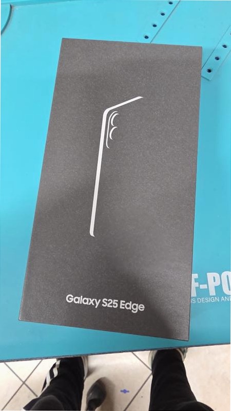 Migliora il tuo Galaxy con l’upgrade | Samsung Galaxy S24 Ultra | Samsung Italia 12GB 12GB Nero