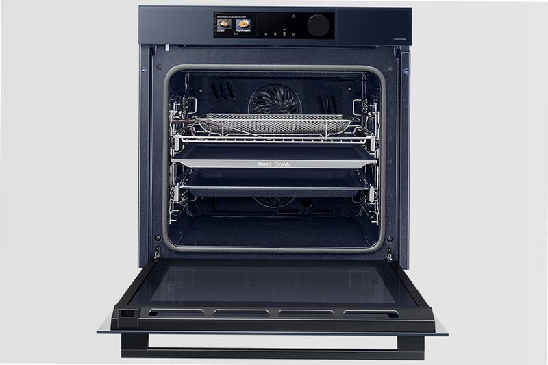 Forno a Vapore BESPOKE Dual Cook Steam Serie 6 NV7B6679CBN