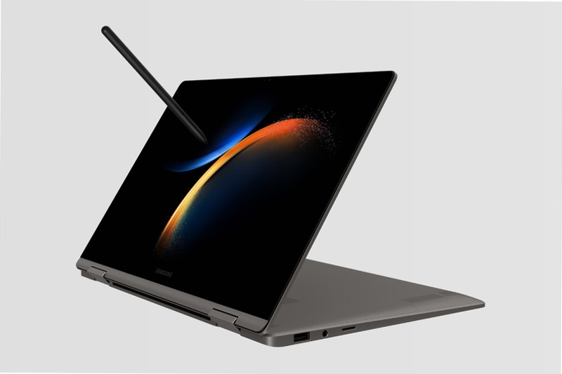 Galaxy Book3 360 - i5 8GB 13.3” 8 Windows