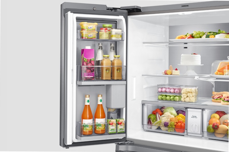 4 Porte Serie RF9000AC Beverage Showcase