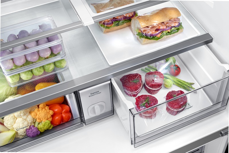 4 Porte Serie RF9000AC Beverage Showcase