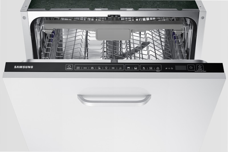 Lavastoviglie Samsung Serie 4 Sliding DW60M6070IB E Incasso