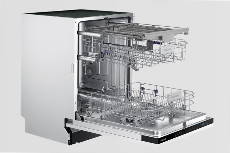 Lavastoviglie Samsung Serie 4 Sliding DW60M6070IB E Incasso
