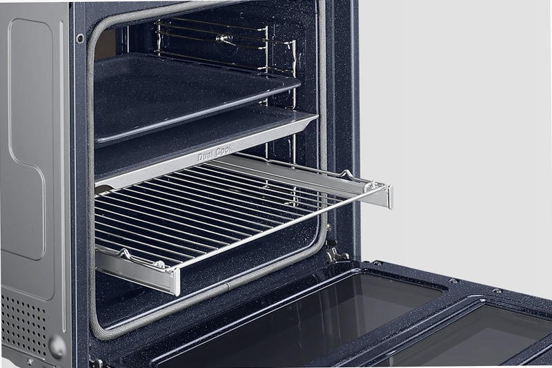 Forno Samsung Dual Cook Flex™ Serie 4 76L A