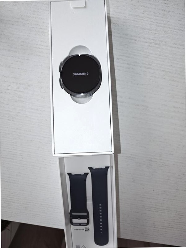Galaxy Watch8 (LTE, 44 mm)
