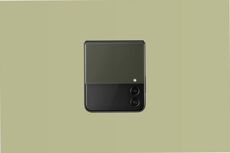 Galaxy Z Flip4 Bespoke Edition Khaki Front 256GB 8GB Nero