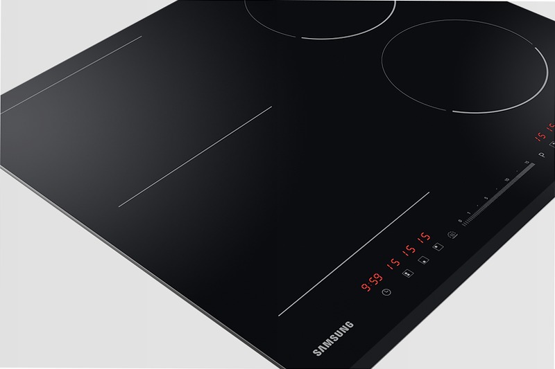 Piano a induzione Samsung NZ64R3747BK