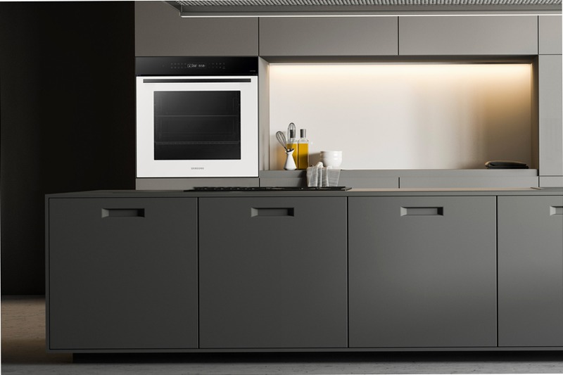 Forno Multifunzione Samsung Serie 4 NV7B4040VBW 76 A Bianco