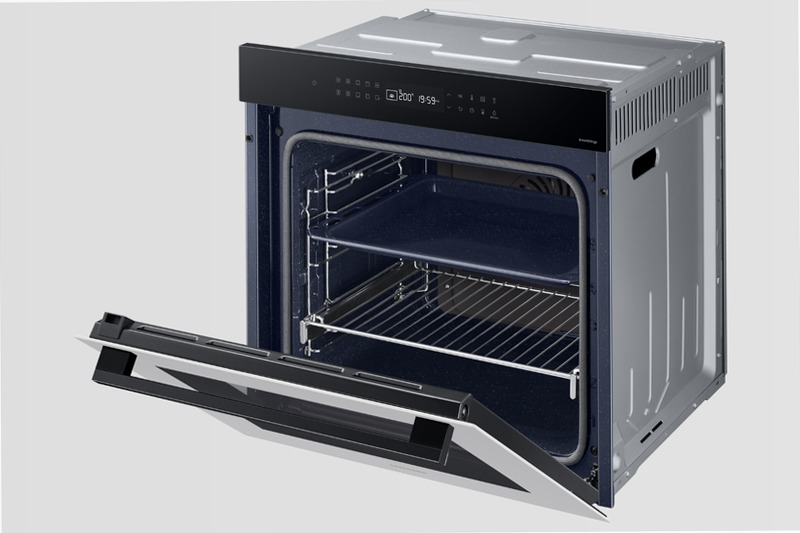 Forno Multifunzione Samsung Serie 4 NV7B4040VBW 76 A Bianco