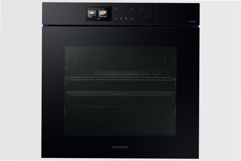 Forno a vapore Samsung BESPOKE Dual Cook Steam™ Serie 7 76L NV7B7997ABK NV7B7997ABK/U5 | Samsung Italia 76 Nero