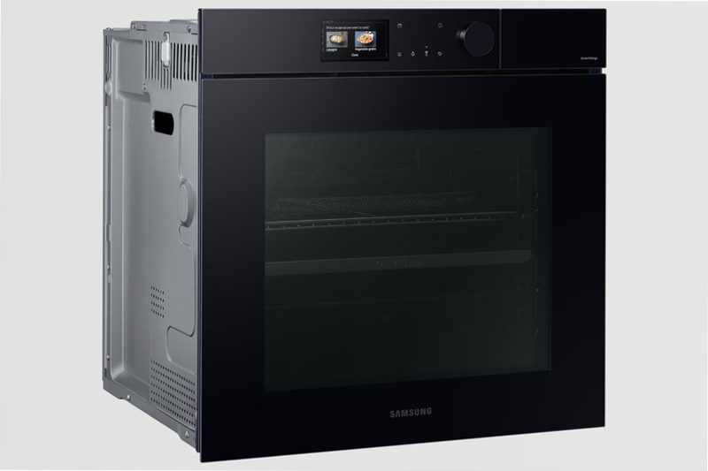 Forno a vapore Samsung BESPOKE Dual Cook Steam™ Serie 7 76L NV7B7997ABK NV7B7997ABK/U5 | Samsung Italia 76 Nero