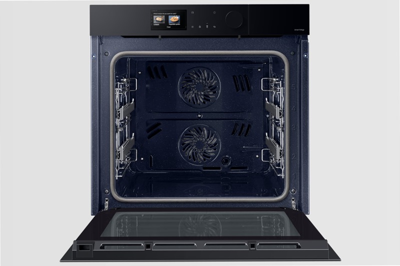Forno a vapore Samsung BESPOKE Dual Cook Steam™ Serie 7 76L NV7B7997ABK NV7B7997ABK/U5 | Samsung Italia 76 Nero