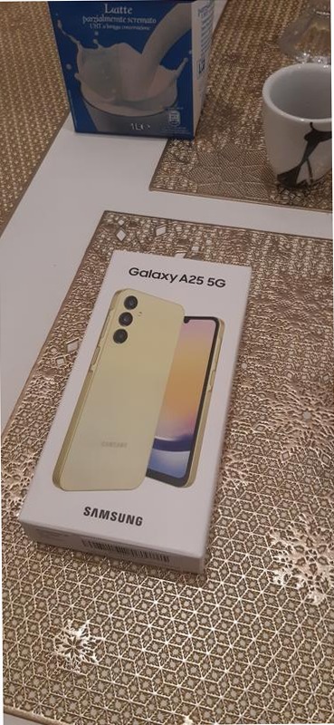 Galaxy A25 5G - Display Super AMOLED & Batteria Larga 6.5" 8GB Blu