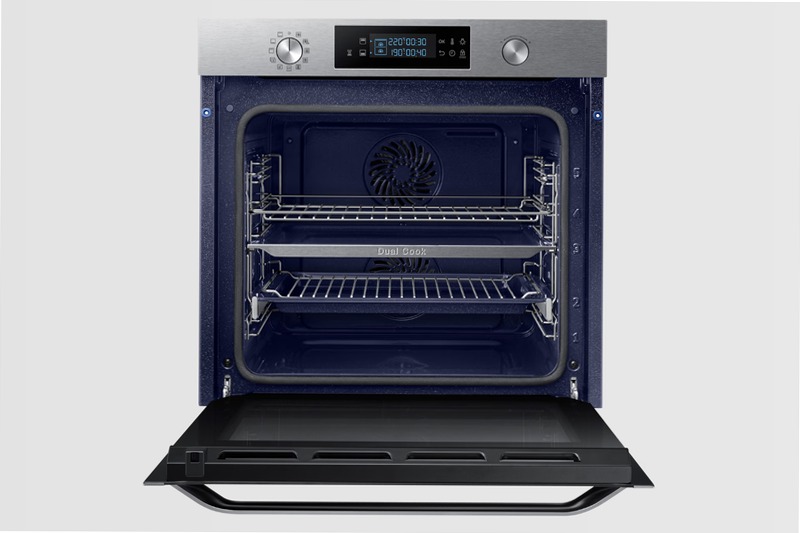 Forno Dual Cook NV75K5571RS | Samsung IT 75 A Nero