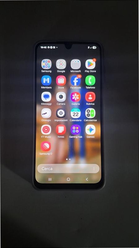 Galaxy A12 - Smartphone Potente e Affidabile 6.5" 4GB Bianco