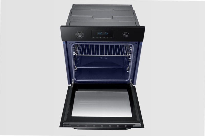 Forno Multifunzione Serie Avant NV75K2340RB | Samsung IT 70 A Nero