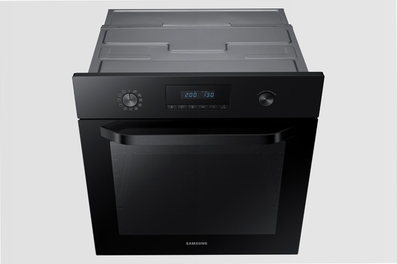 Forno Multifunzione Serie Avant NV75K2340RB | Samsung IT 70 A Nero