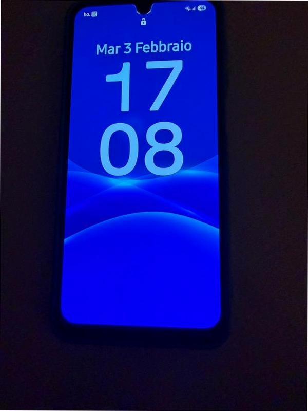 Galaxy A17 5G: Sfoglia con Stile e Connessione 5G 8GB Grigio