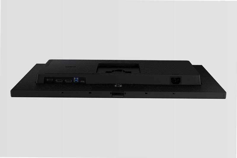 Monitor HRM ViewFinity S6 - S60UD da 24" LCD Nero IPS