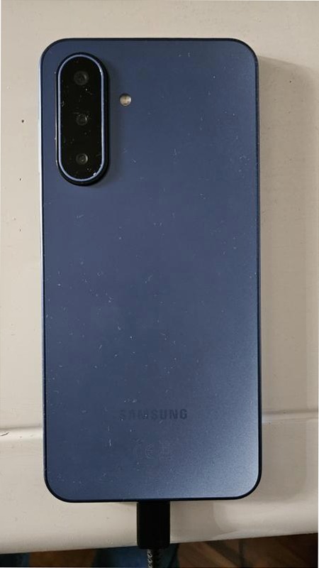 Galaxy A17 5G: Sfida il futuro della comunicazione 4GB Blu