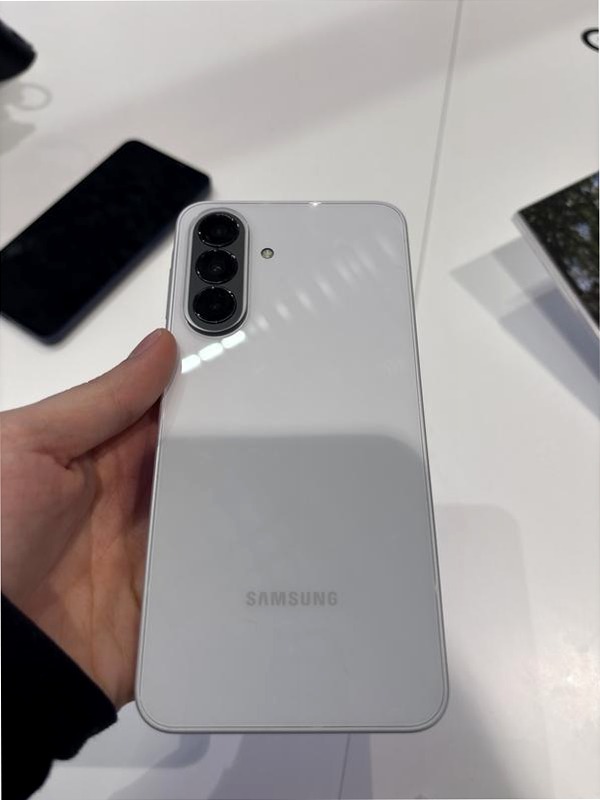 Galaxy A37 5G 128 GB|6 GB Awesome Graygreen 128GB 6GB