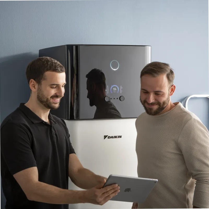 Daikin Altherma 3 H HT ECH2O: Riscaldamento Sostenibile e Efficiente A Acqua Riscaldamento + raffrescamento