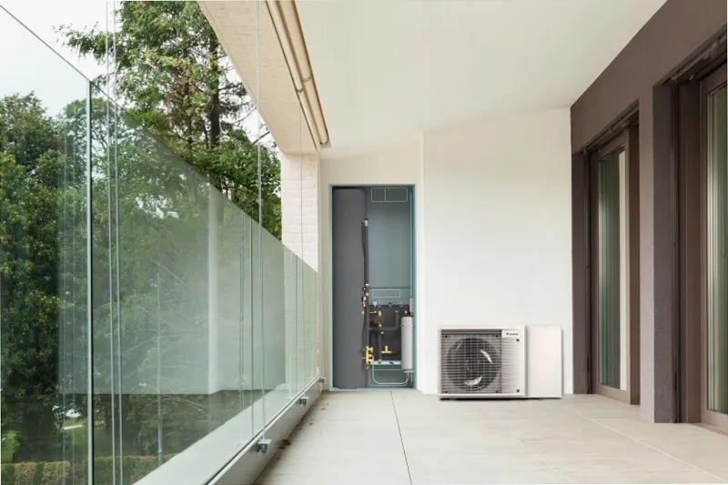 Pompa di calore Daikin In Wall Universal A Acqua Riscaldamento + raffrescamento