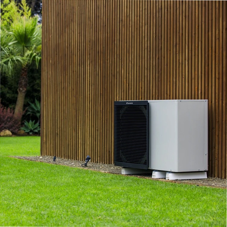 Daikin Altherma 3 M Bassa Potenza Acqua Raffrescamento