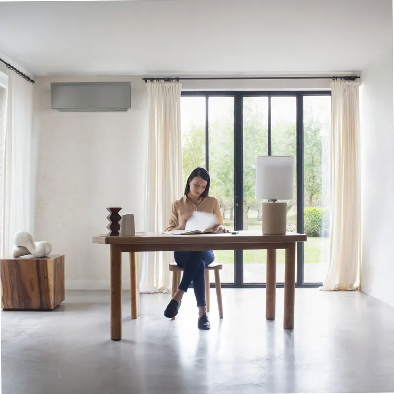 Climatizzatore Daikin Emura: Design Elegante e Tecnologia Avanzata A