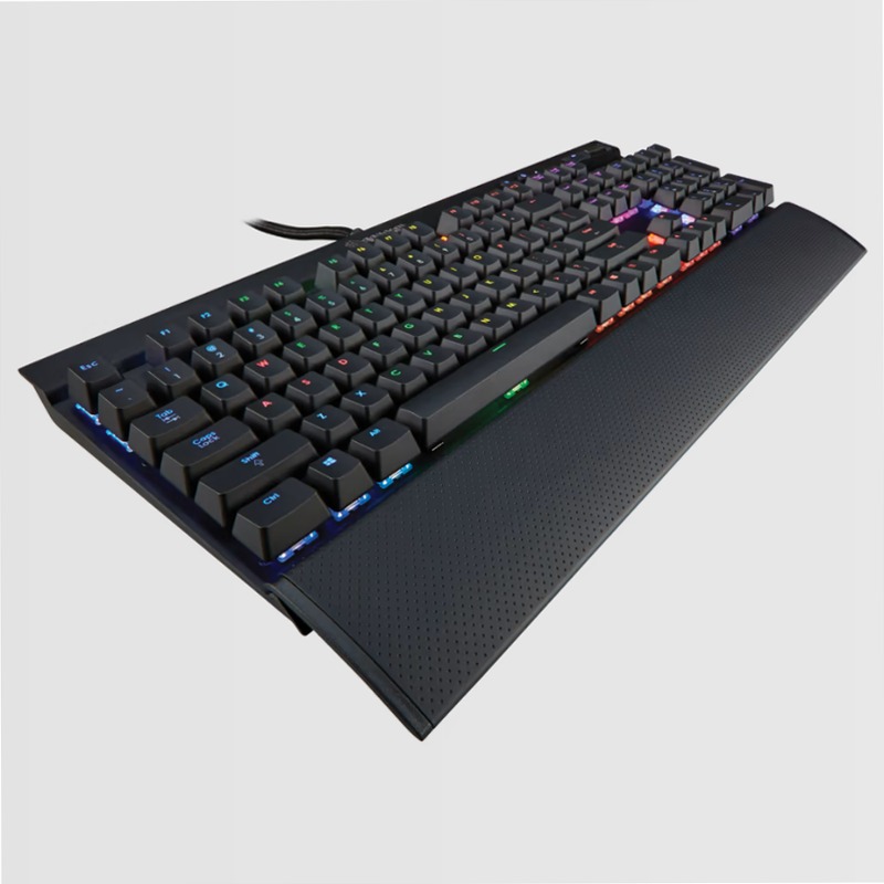 Tastiera da gioco CORSAIR Gaming K70 RGB - CHERRY® MX Red Meccanica