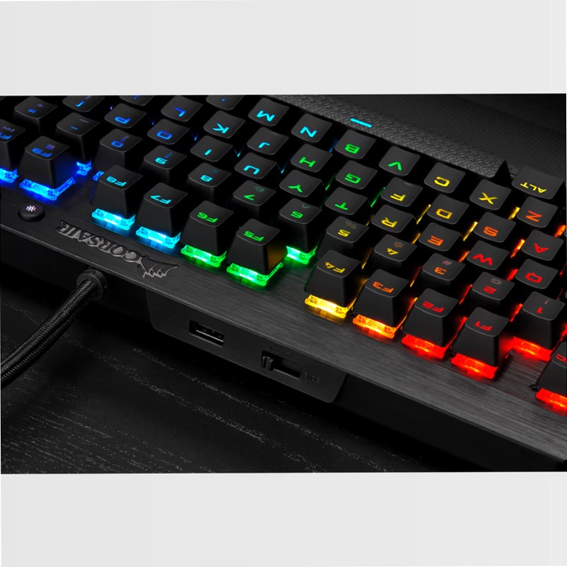 Tastiera meccanica K65 RGB RAPIDFIRE