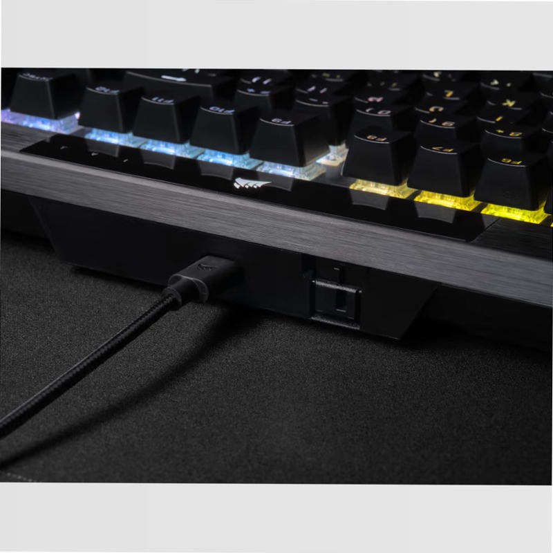 Tastiera Gaming K70 RGB PRO - Cherry MX Red Alluminio Meccanica