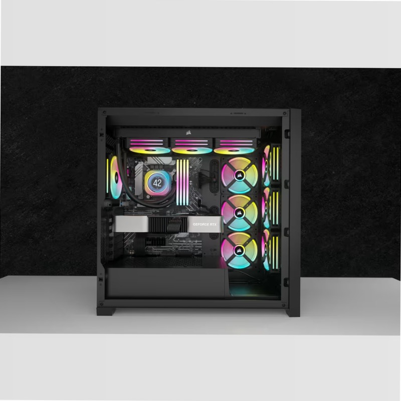 Dissipatore a Liquido iCUE H100i LCD - Raffreddamento Potente e Visuale