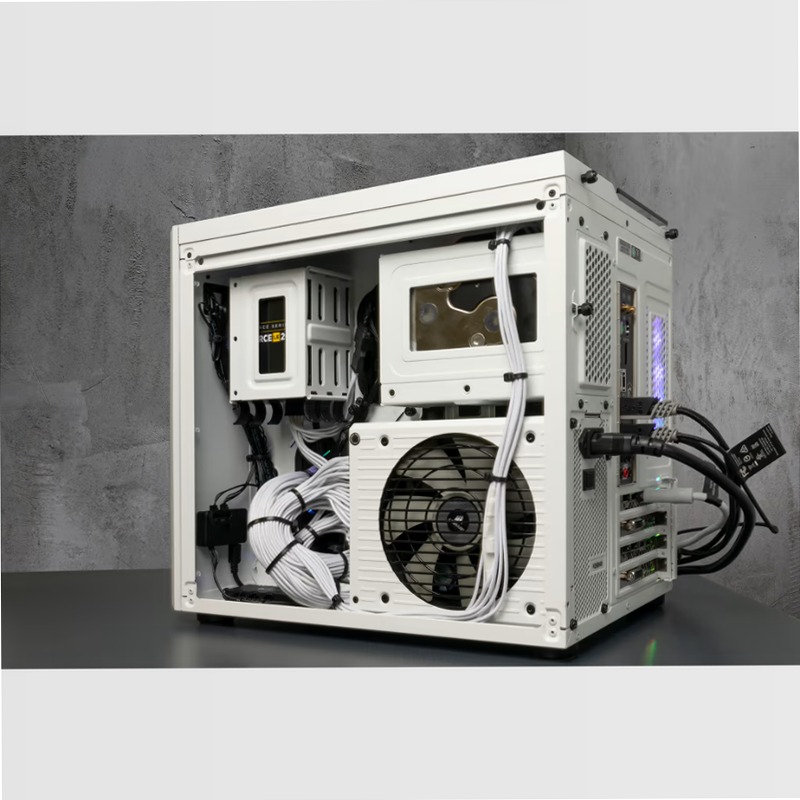 Case Micro ATX Crystal Series 280X RGB in vetro temprato - Bianco