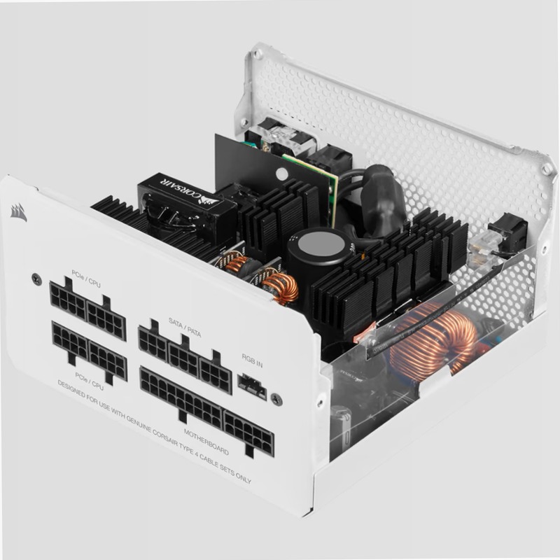 Alimentatore RGB bianco CX Series CX750F — 750 watt, interamente modulare 80 Plus Bronze