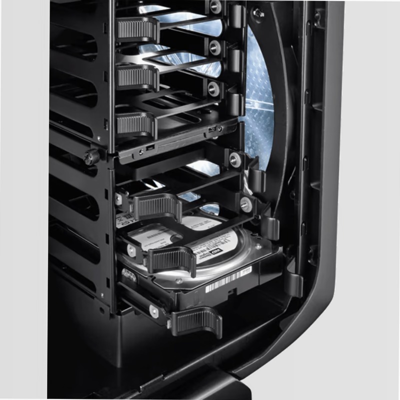 Case mid tower Graphite Series™ 600T