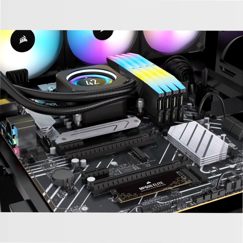 SSD M.2 NVMe 1.4 PCIe Gen4 x4 MP600 ELITE da 4 TB