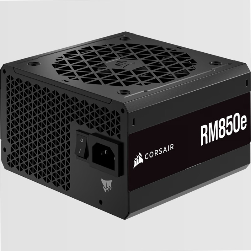 Alimentatore ATX RMe Series™ RM850 interamente modulare e a bassa rumorosità