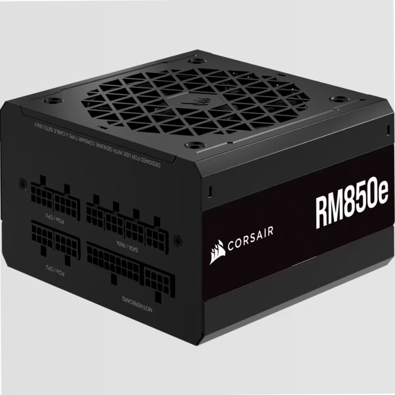 Alimentatore ATX RMe Series™ RM850 interamente modulare e a bassa rumorosità