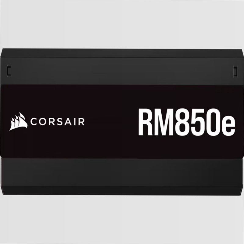 Alimentatore ATX RMe Series™ RM850 interamente modulare e a bassa rumorosità