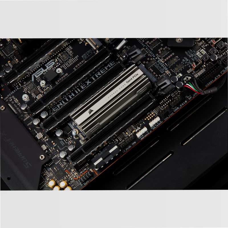 SSD CorSAIR MP600 CORE 1 TB NVMe