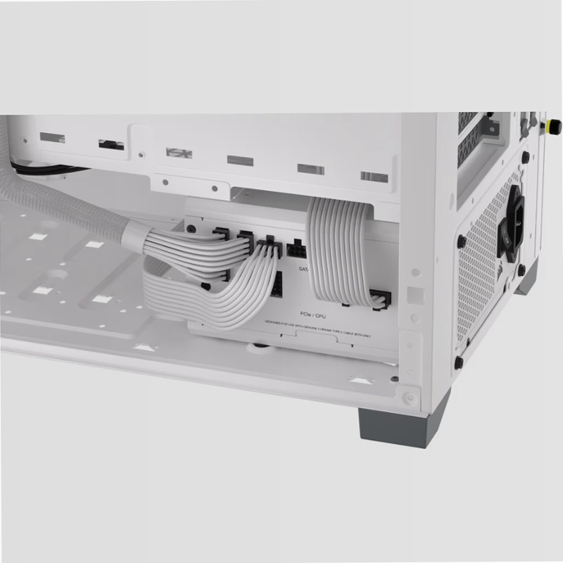 Alimentatore ATX RM750x SHIFT interamente modulare 80 PLUS Gold - Bianco (EU)
