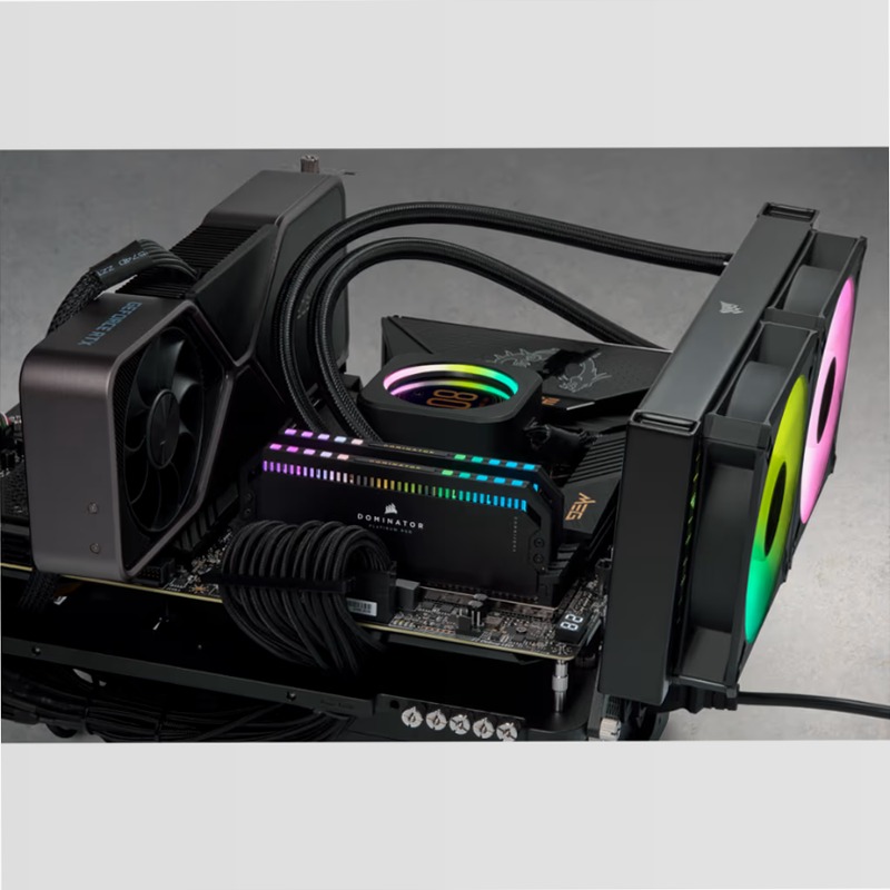 DOMINATOR® PLATINUM RGB 64GB (2x32GB) DDR5 DRAM Up To 5600MT/s CL40 AMD EXPO & Intel XMP 2 5600mhz